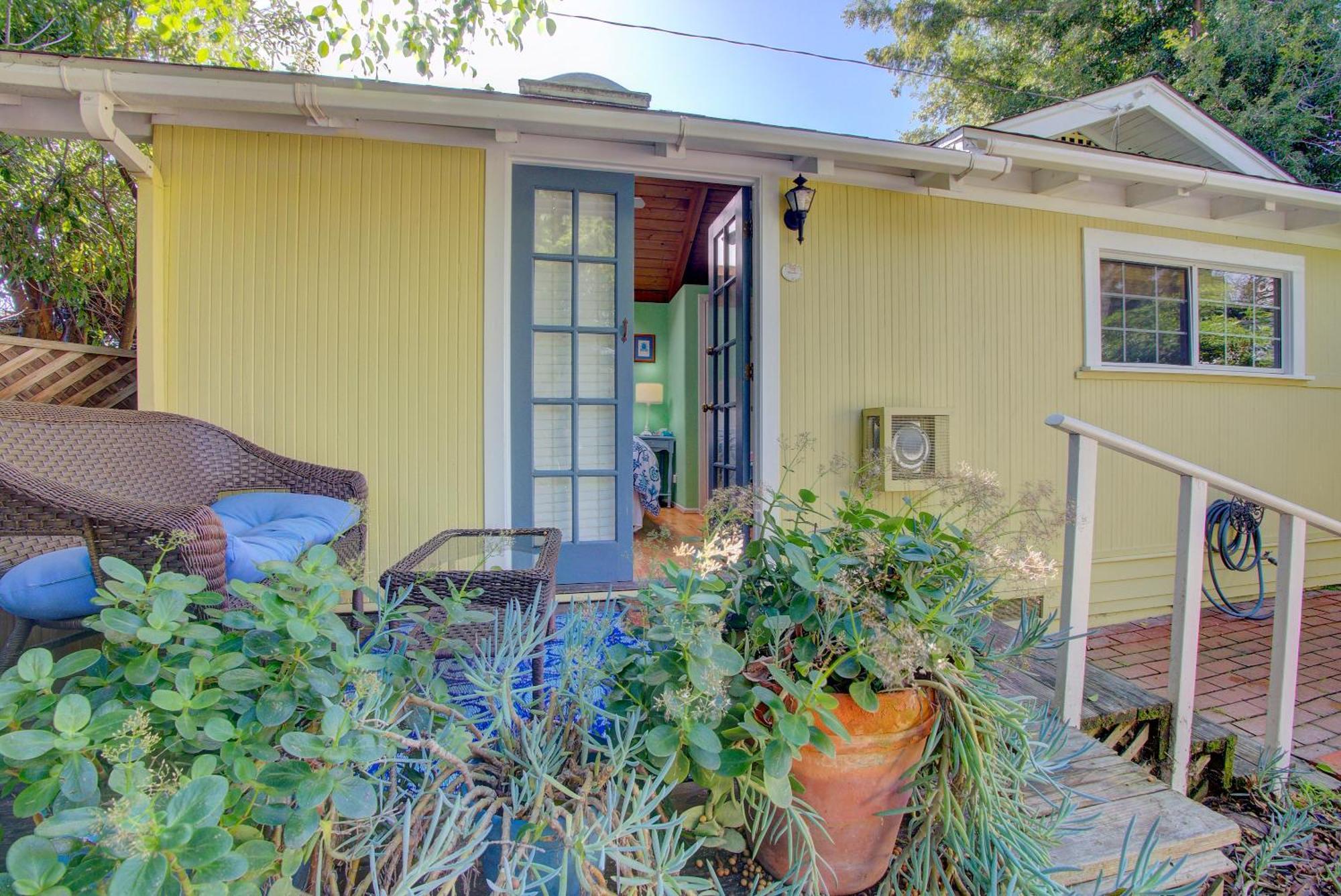 Double Room Garden View