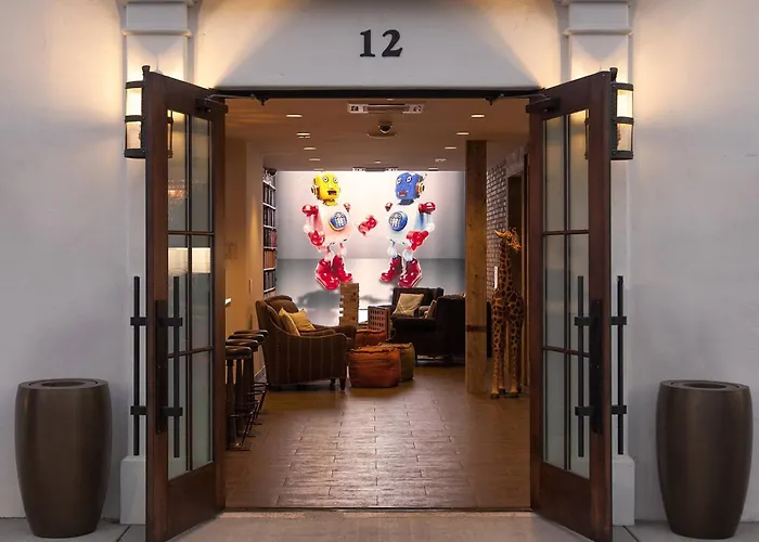 Moxy Santa Barbara Hotel